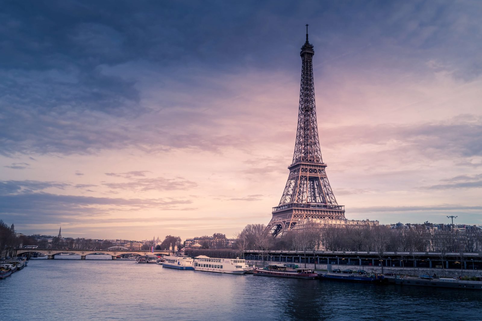 Paris tours eiffel